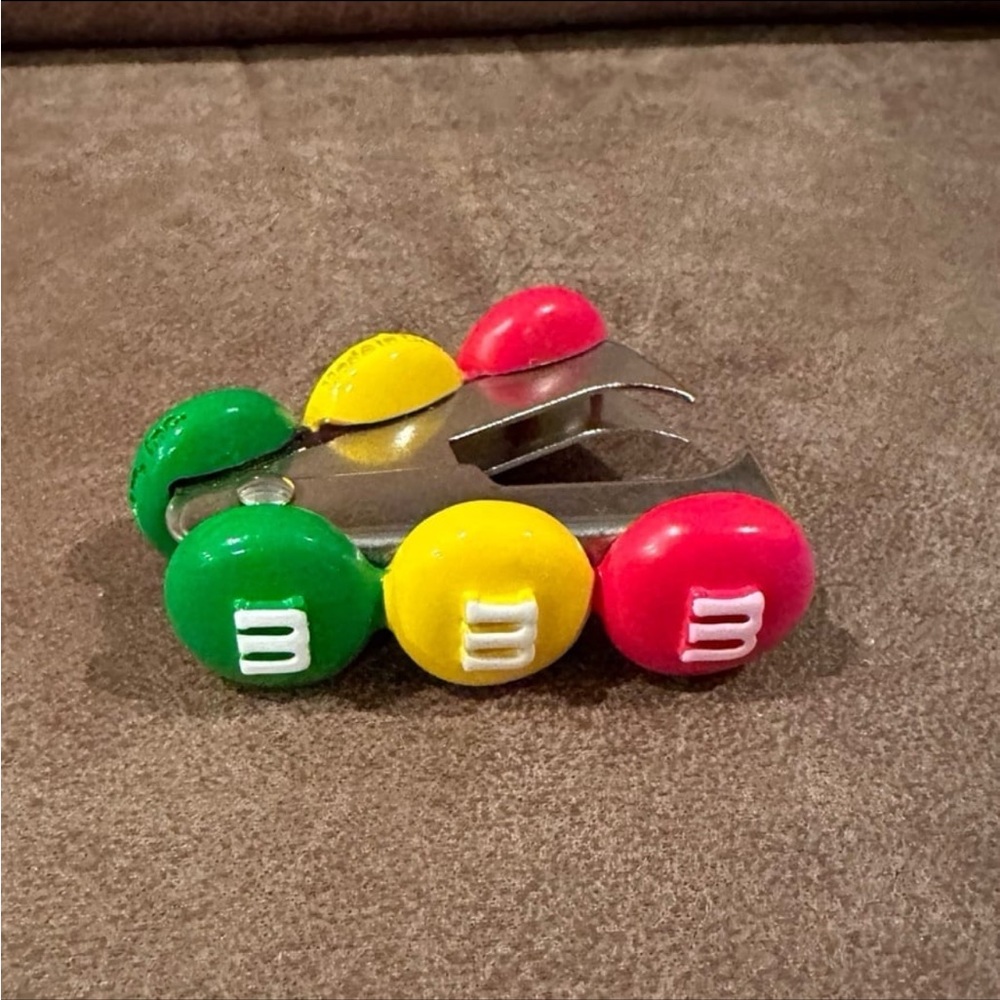 M&M Candy Staple Remover